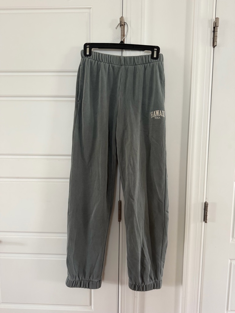 Brandy Melville Sage Green Elastic-Waist Jogger Pants